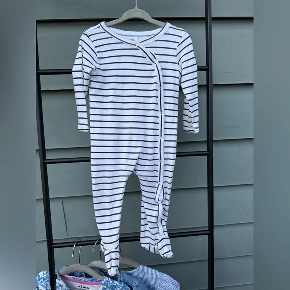 Nordstrom Classic Striped Kids Footie - Picture 1 of 3